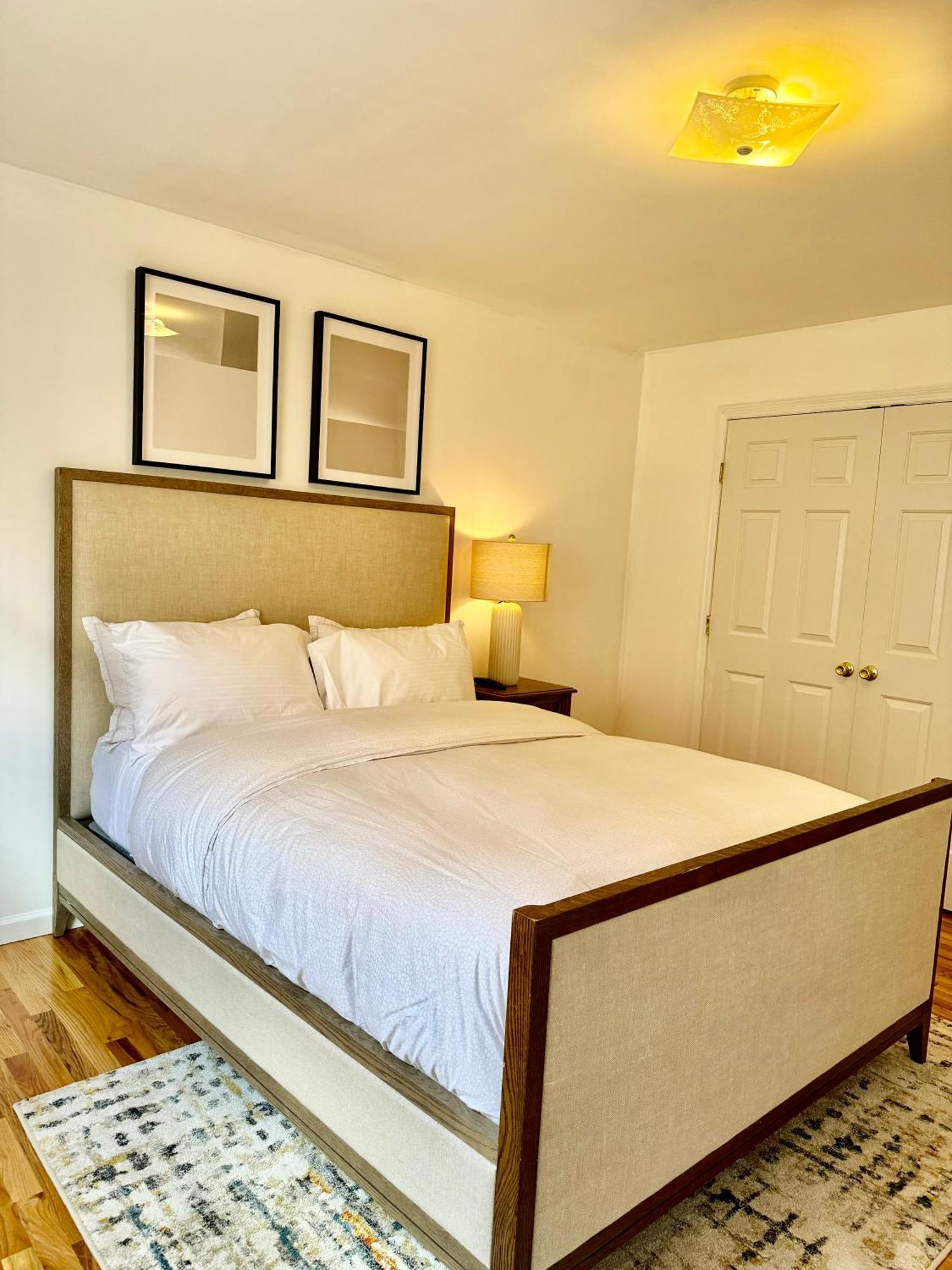 Stylish Evergreen Apartment By Newark Airport Exterior photo